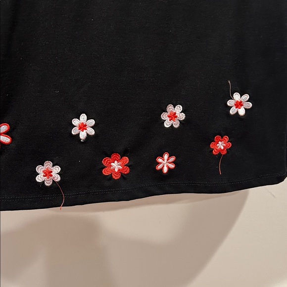 Delia’s Black Sleeveless mini dress with Floral embroidered hem plus size 3X - Picture 6 of 8